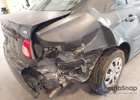 2010 Toyota Corolla Le z USA, uszkodzony, nr VIN 1NXBU4EE8AZ332928